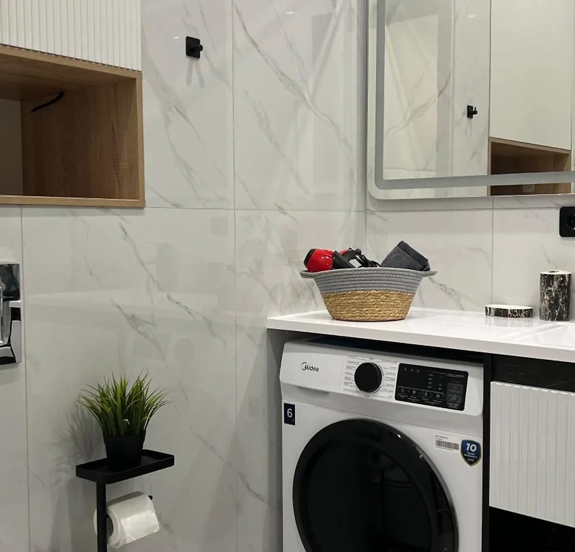 Стильная Просторная Квартира Рядом С Байтереком Astana Apartament